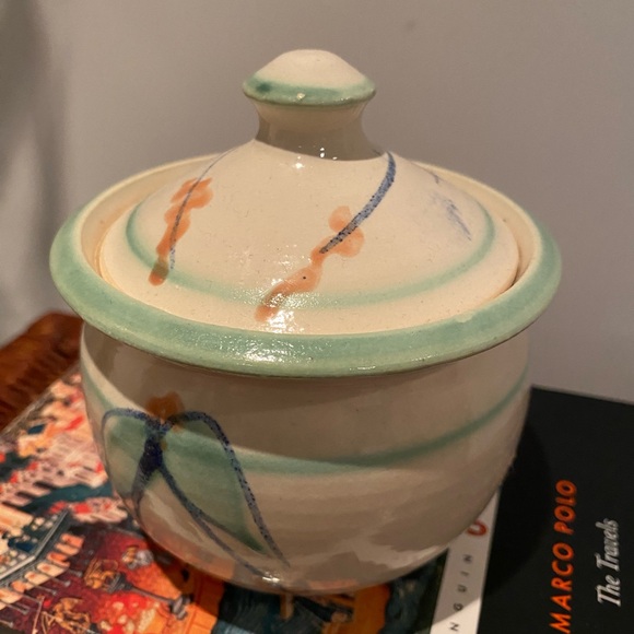 Hand Painted Ceramic Sugar Dish - Picture 11 of 12